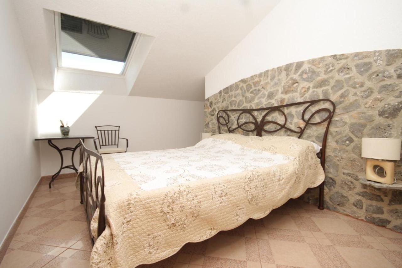Seaside Secluded Apartments Cove Karkavac - Scedro, Hvar - 8801 Jelsa  Esterno foto
